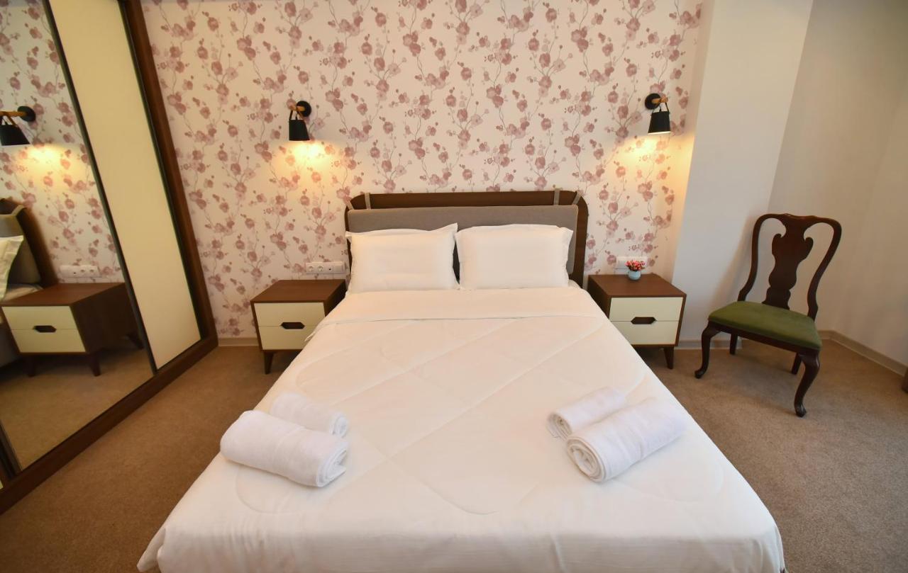 Hotel Avenue 30 Jerevan Buitenkant foto